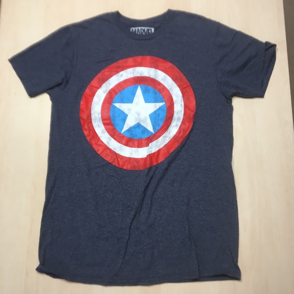 Slim fit Marvel Captain America Shirt